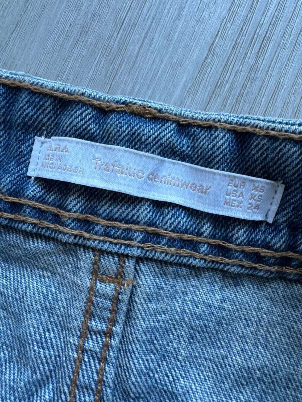 Zara distressed denim mini skirt – size XS - Picture 10 of 16